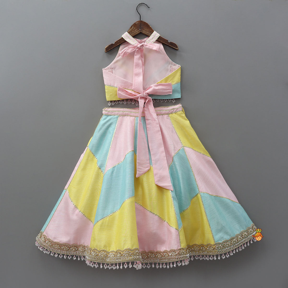 Dreamy Halter Neck Crop Top With Lehenga