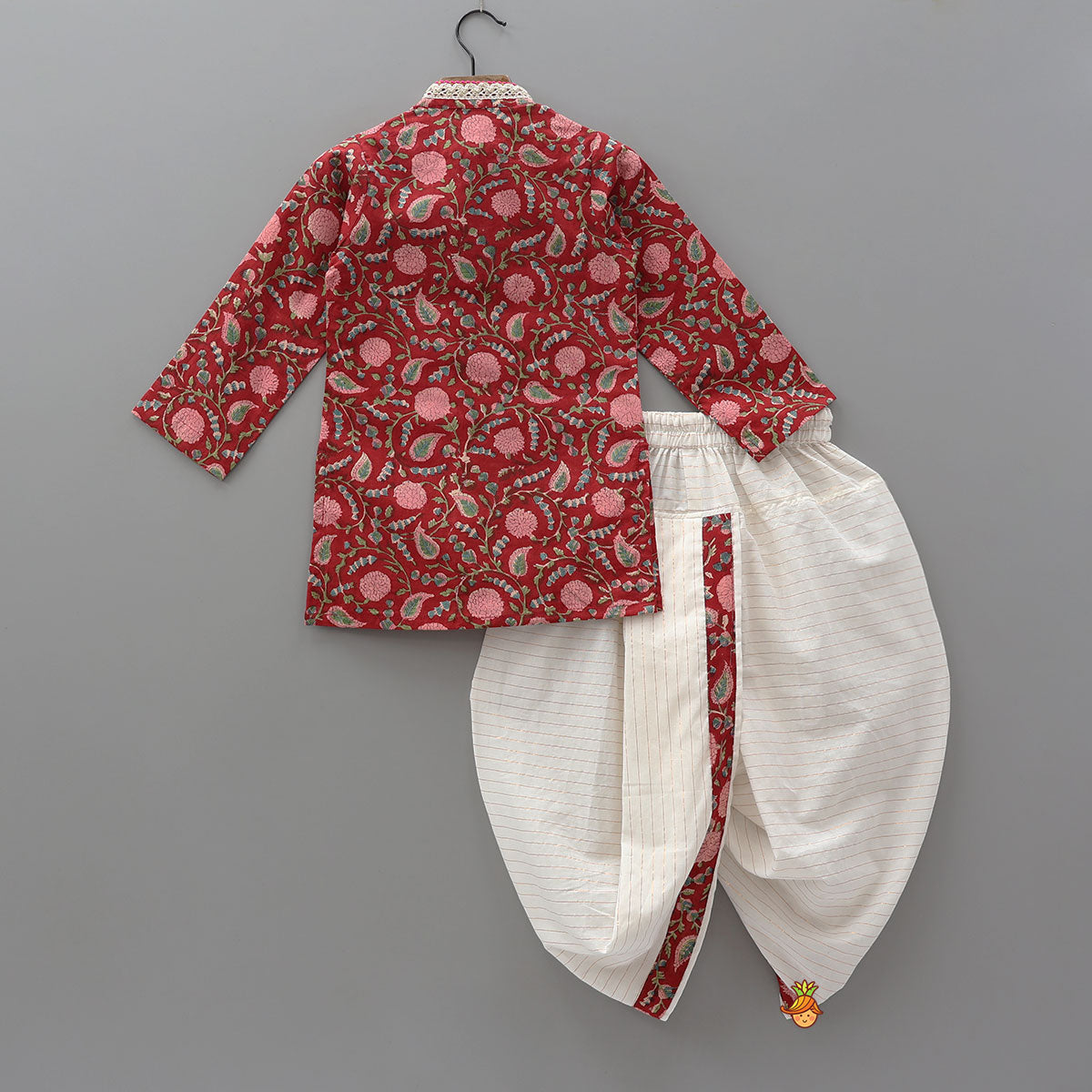 Hand Block Floral Printed Stylish Kurta And Lurex Striped Dhoti