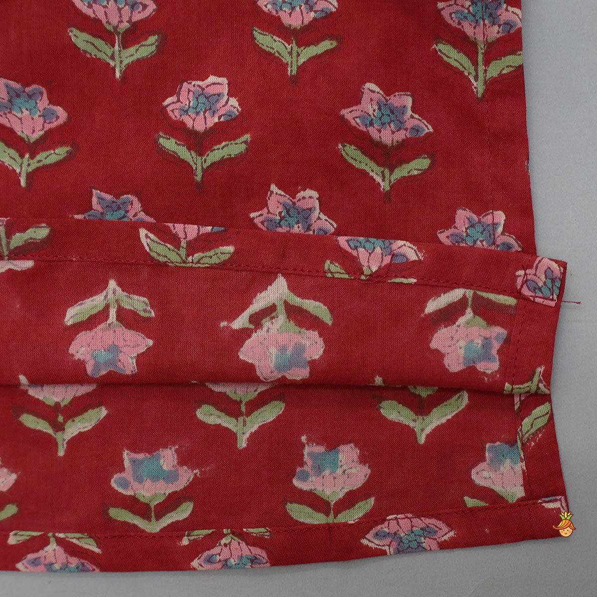 Ethnic Kurta With Pocket Detail Jacket And Dhoti