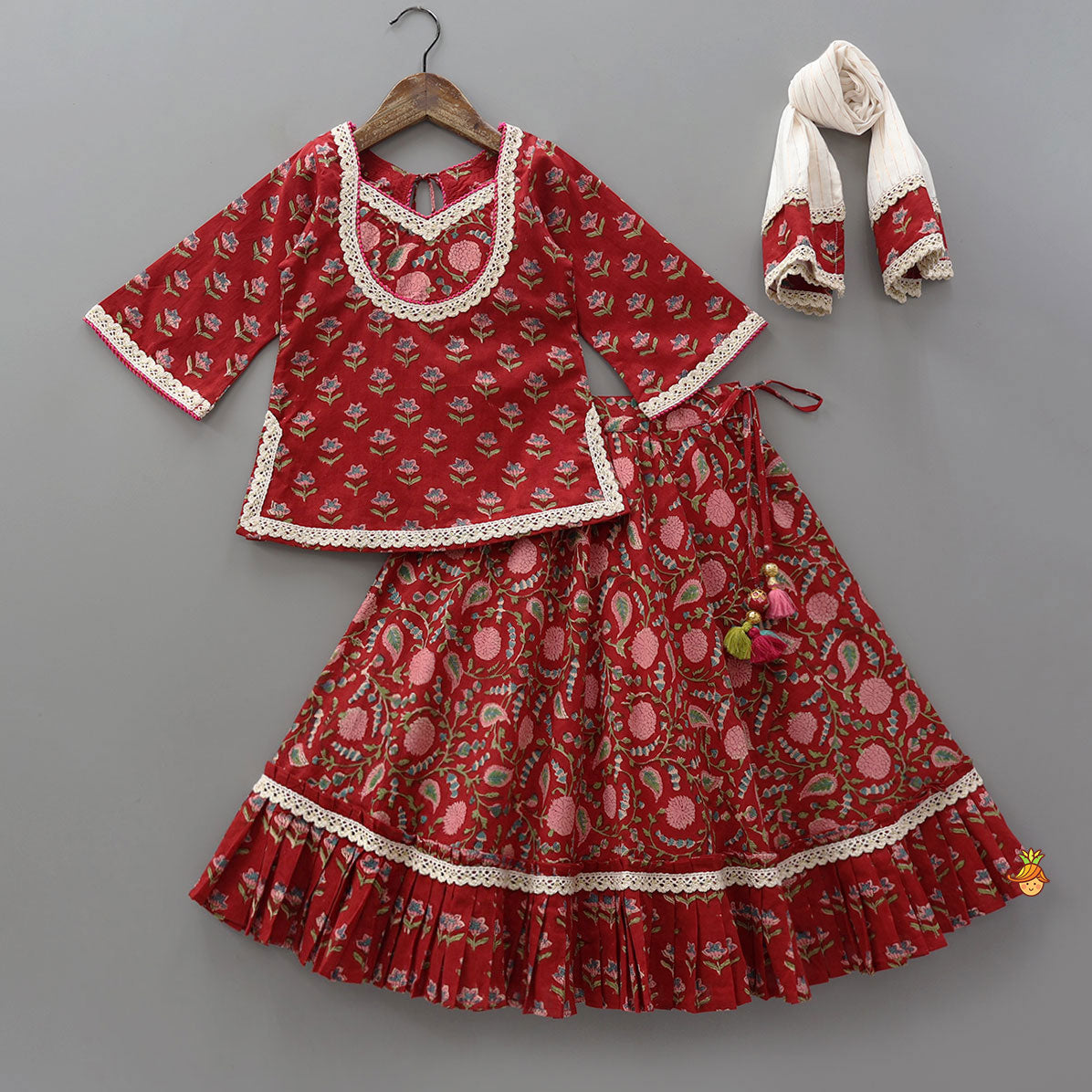 Lace Work Cotton Kurti With Flared Lehenga And Lurex Striped Dupatta