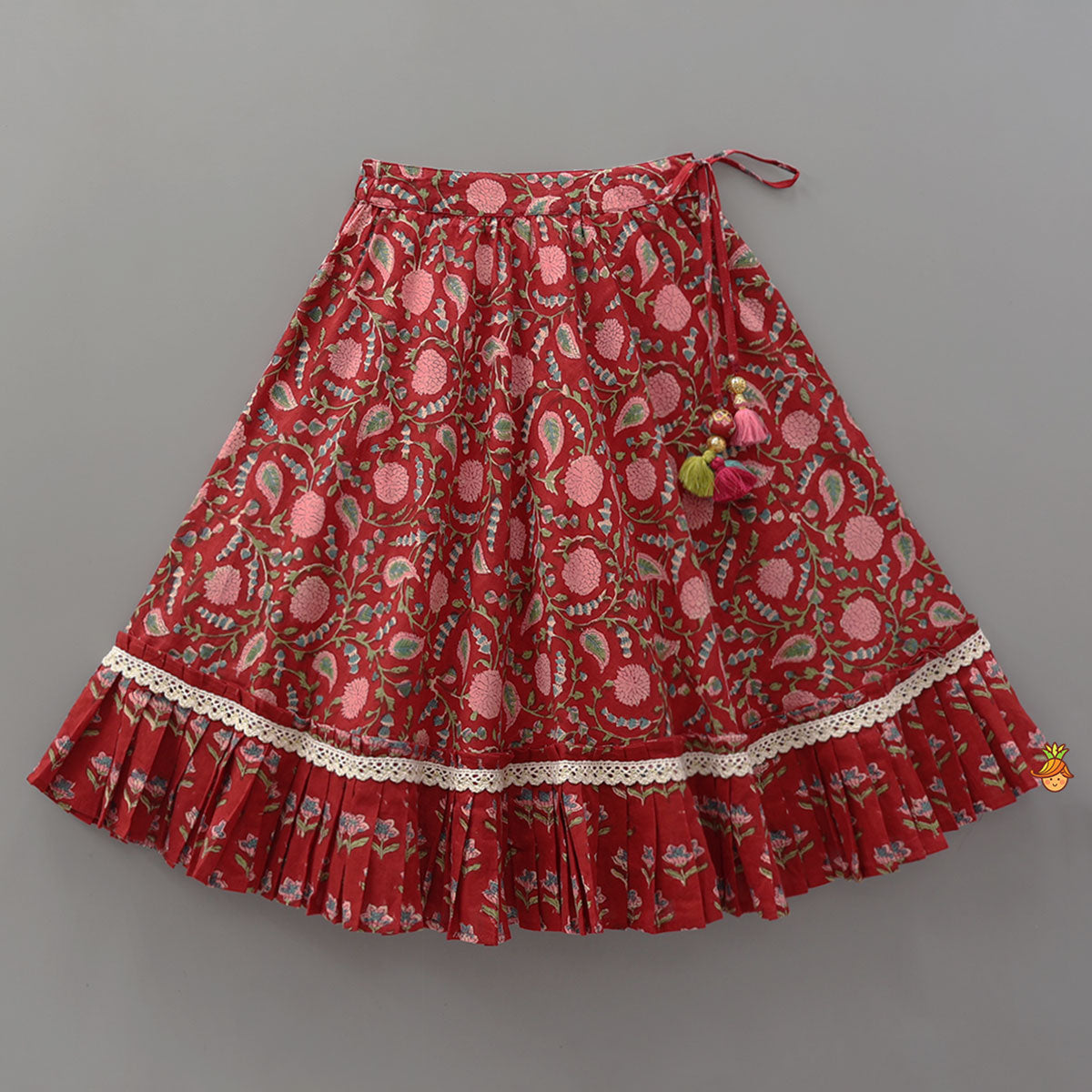 Lace Work Cotton Kurti With Flared Lehenga And Lurex Striped Dupatta