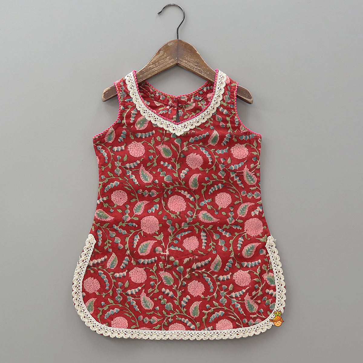 Hand Block Floral Printed Cotton Kurti With Sharara And Contrasting Dupatta