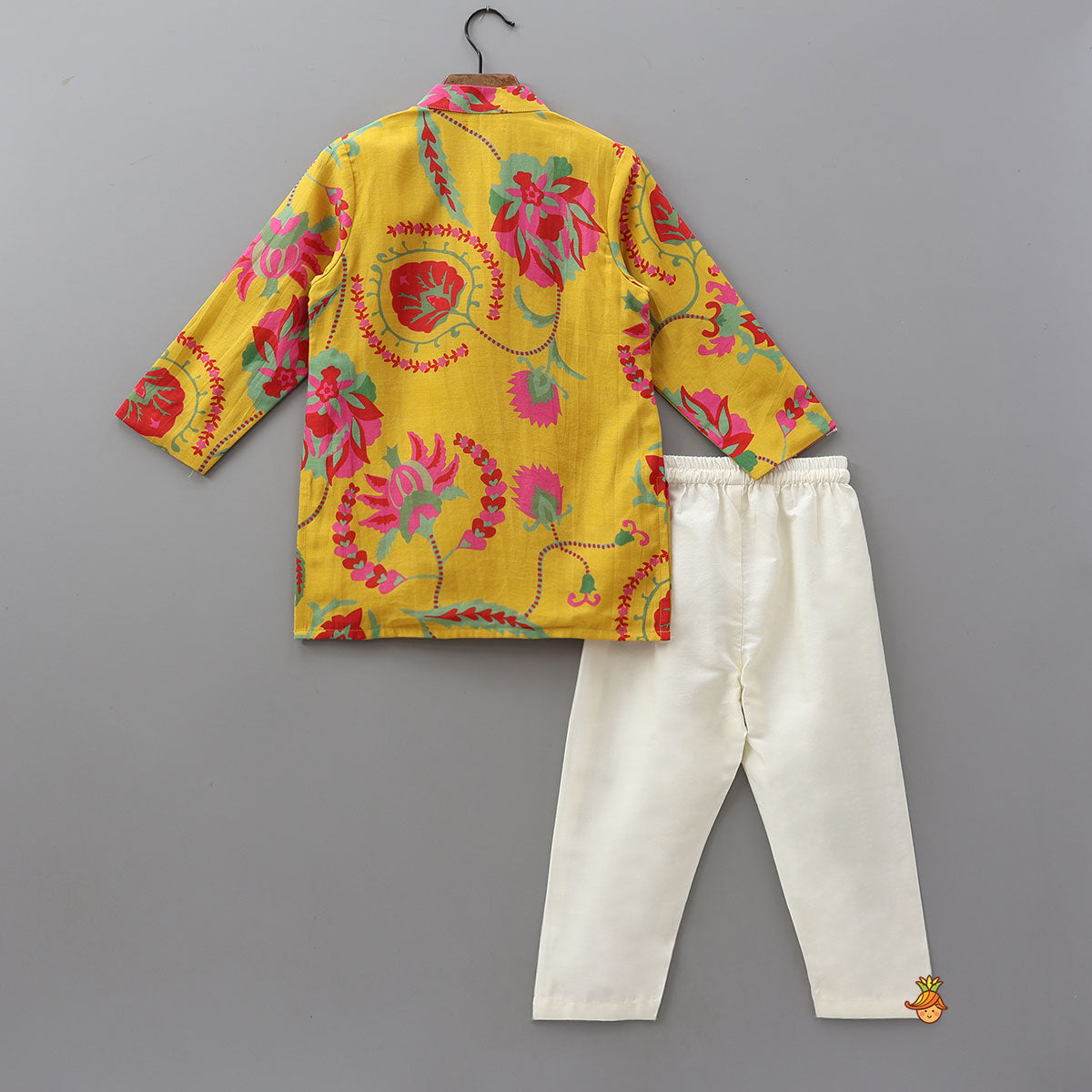 Festive Floral Printed Kurta With Pyjama