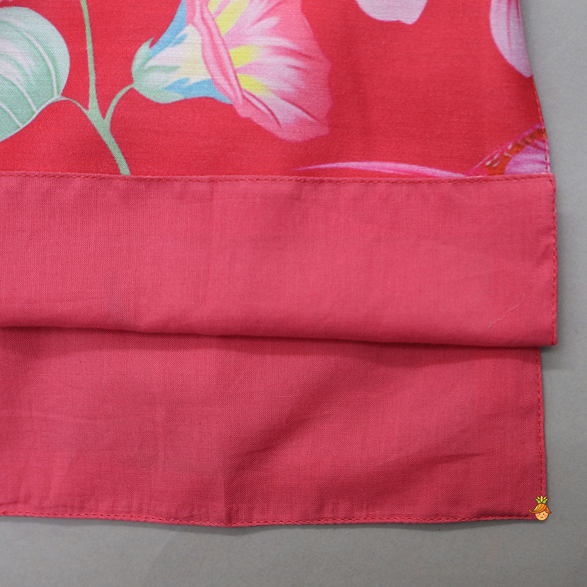 Elegant Floral And Bird Printed Kurta With Pyjama