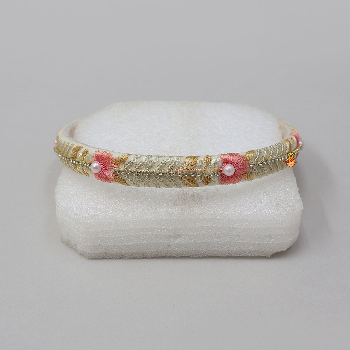 Floral Thread Embroidered Net Hairband