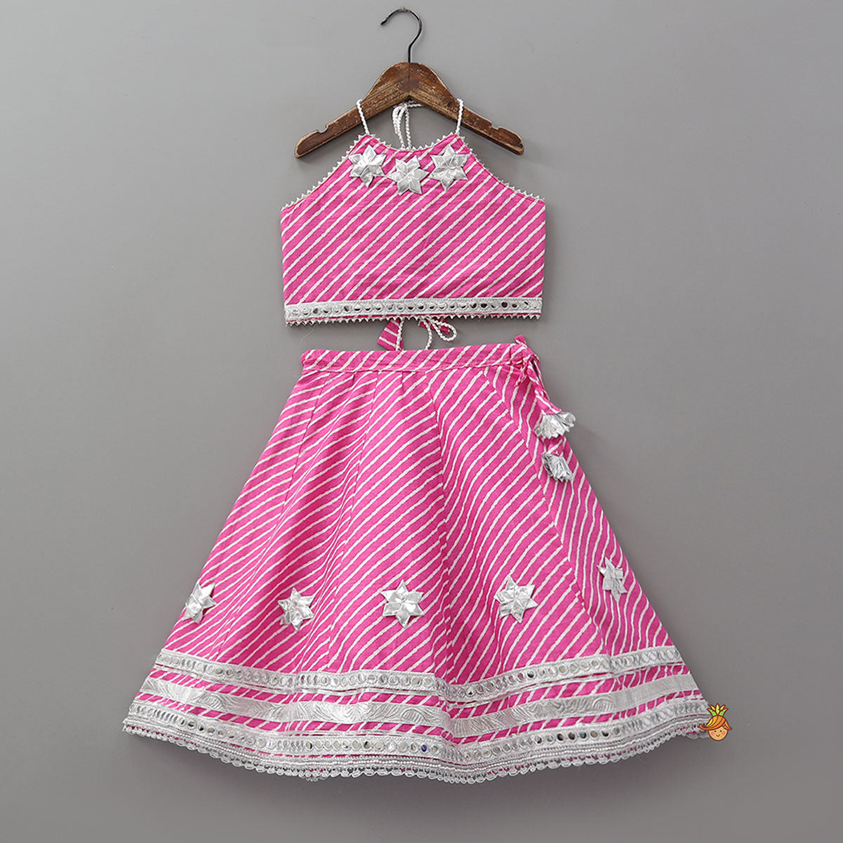 Halter Neck Leheriya Printed Top And Lehenga