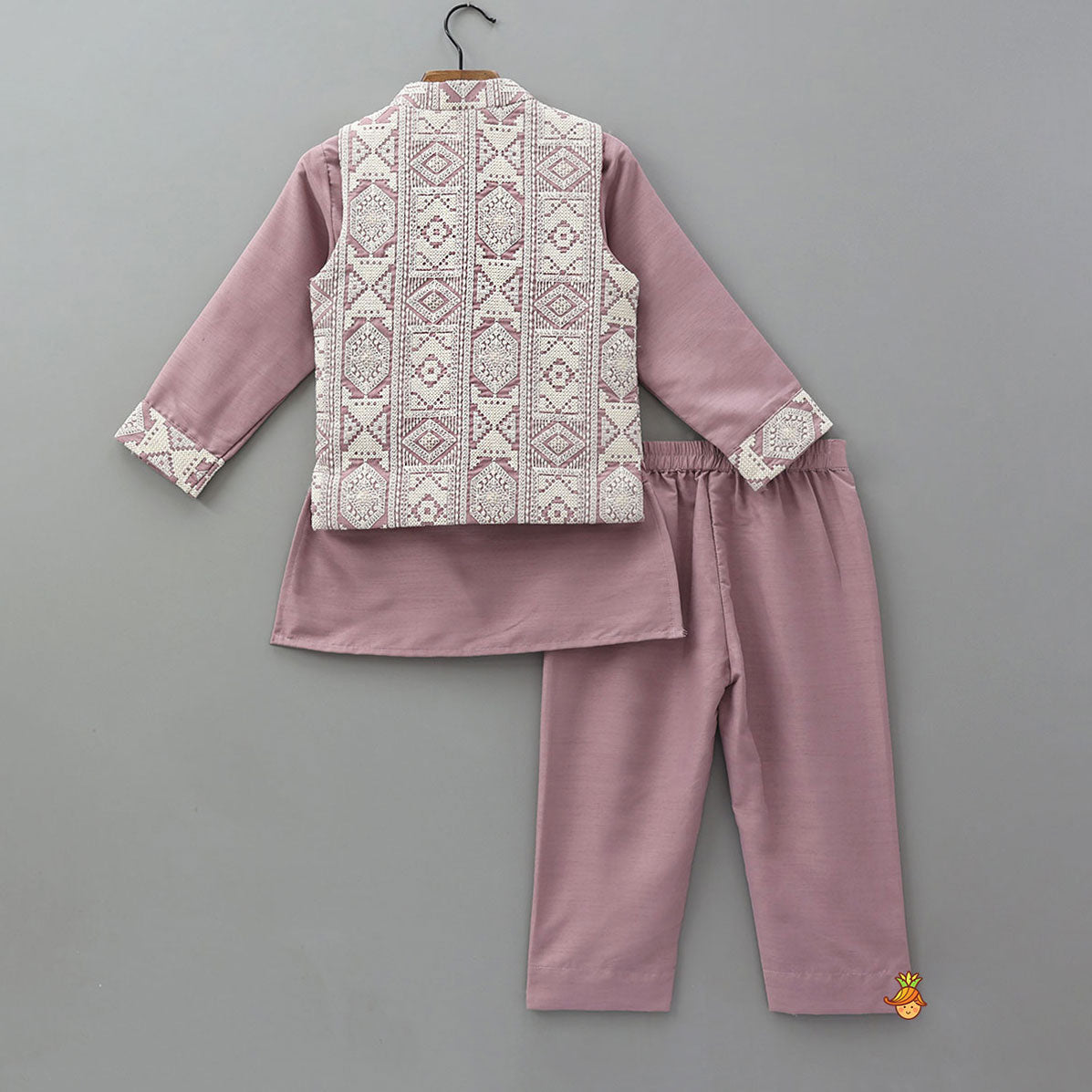 Kurta With Thread Embroidered Jacket And Pyjama