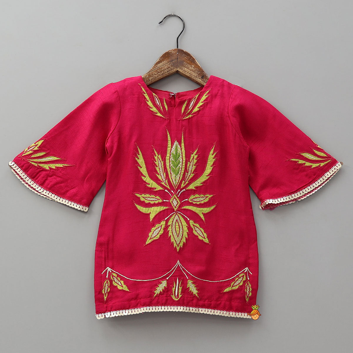 Floral Zari Detailed Kurti With Pleated Pants And Dupatta
