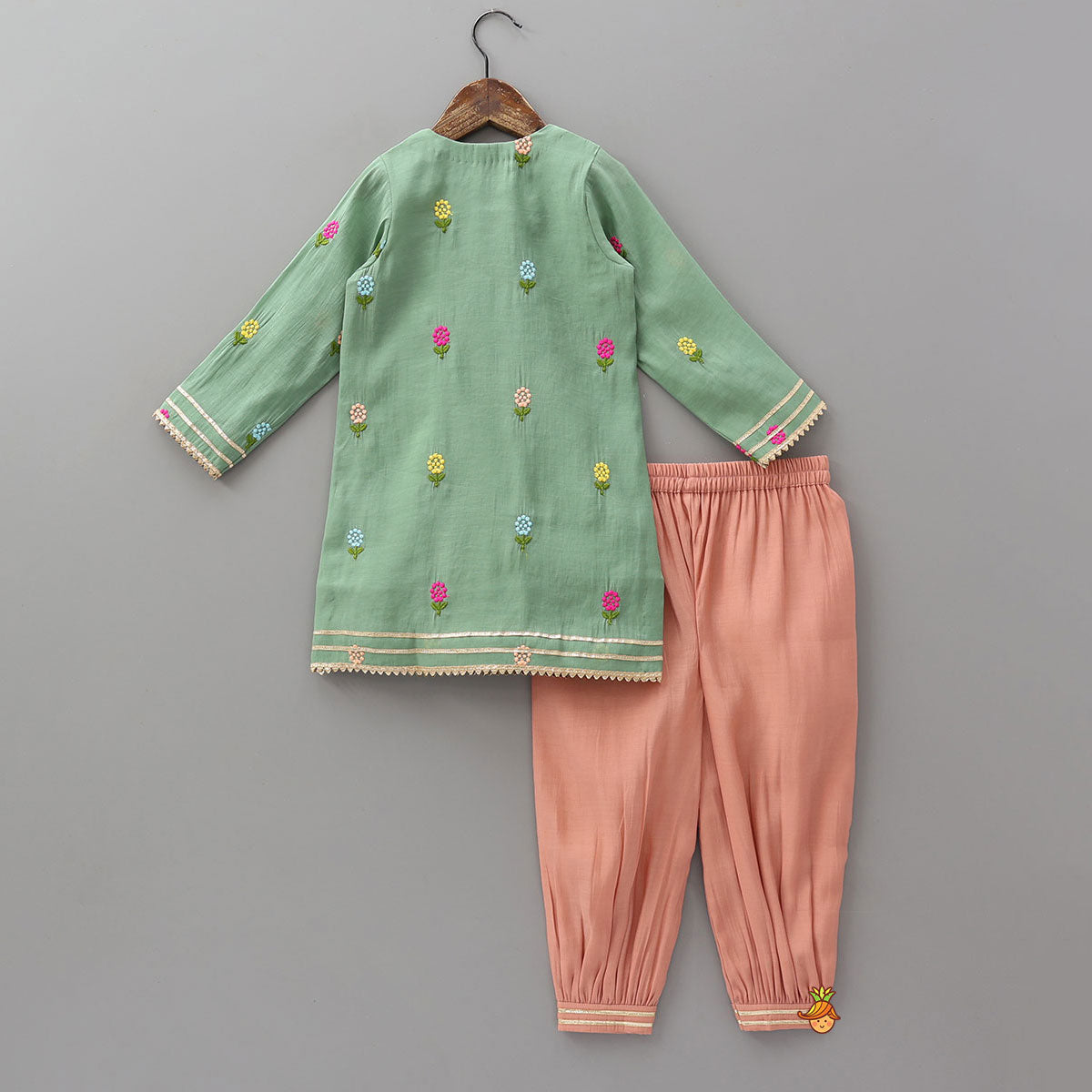 Potli Button Detailed Kurti And Pant With Dupatta