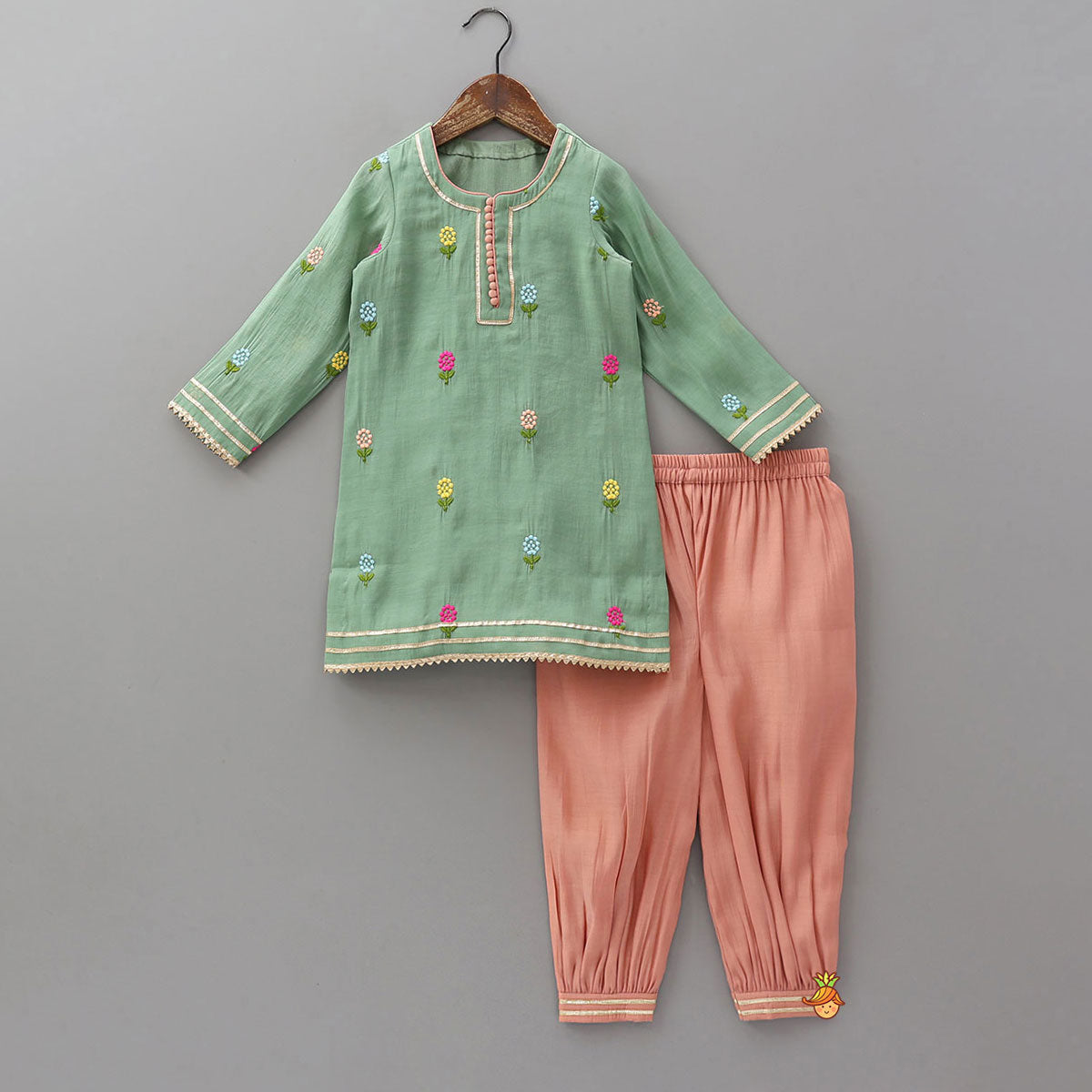 Potli Button Detailed Kurti And Pant With Dupatta