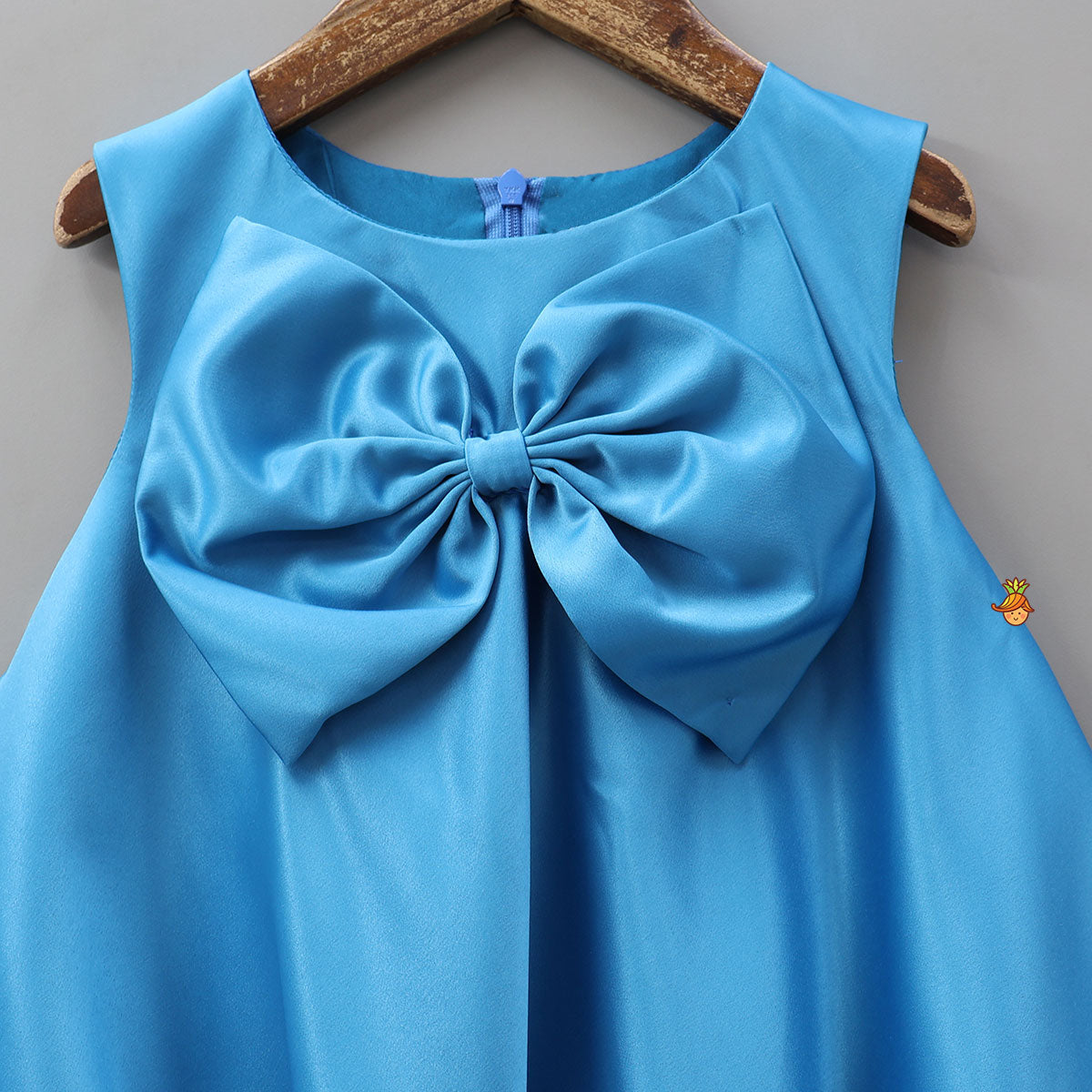 Elegant Bow Embellished Balloon Dress With Matching Gathered Hair Band