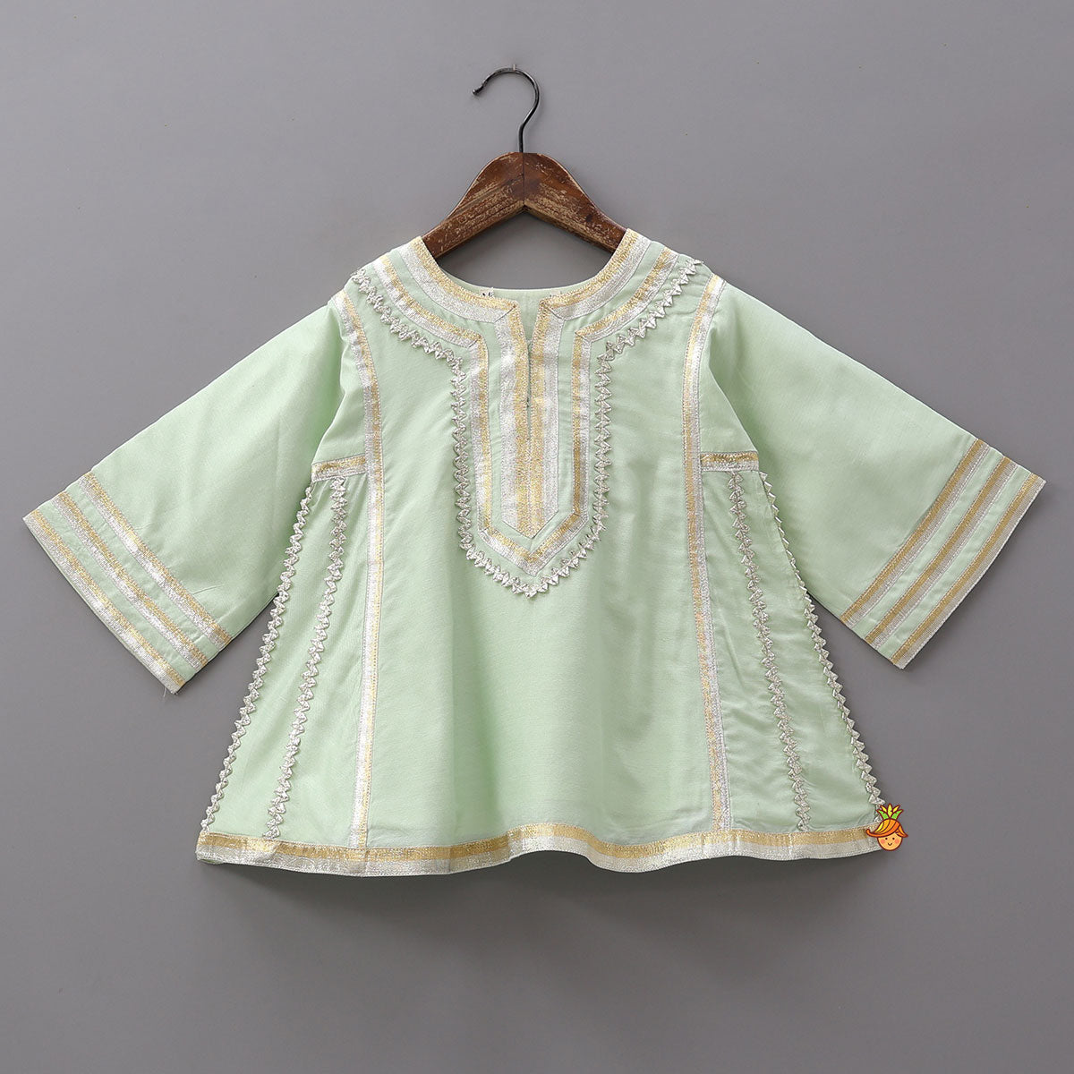 Lace Enhanced Kurti And Farshi Salwar With Potli Bag