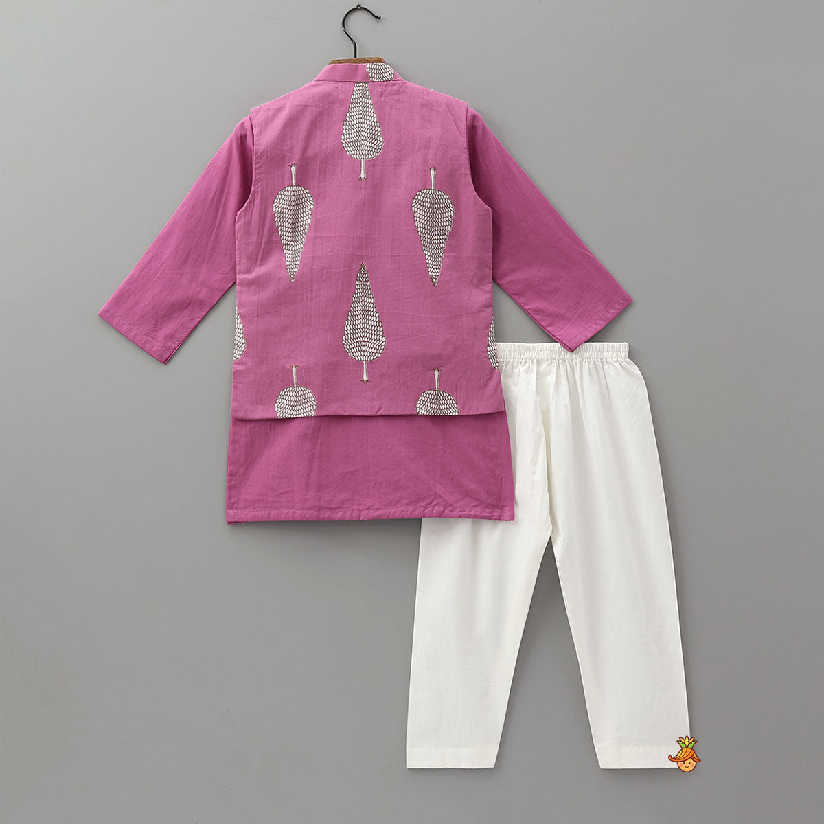 Pin Tuck Cotton Kurta With Pocket Detail Jacket And Pyjama