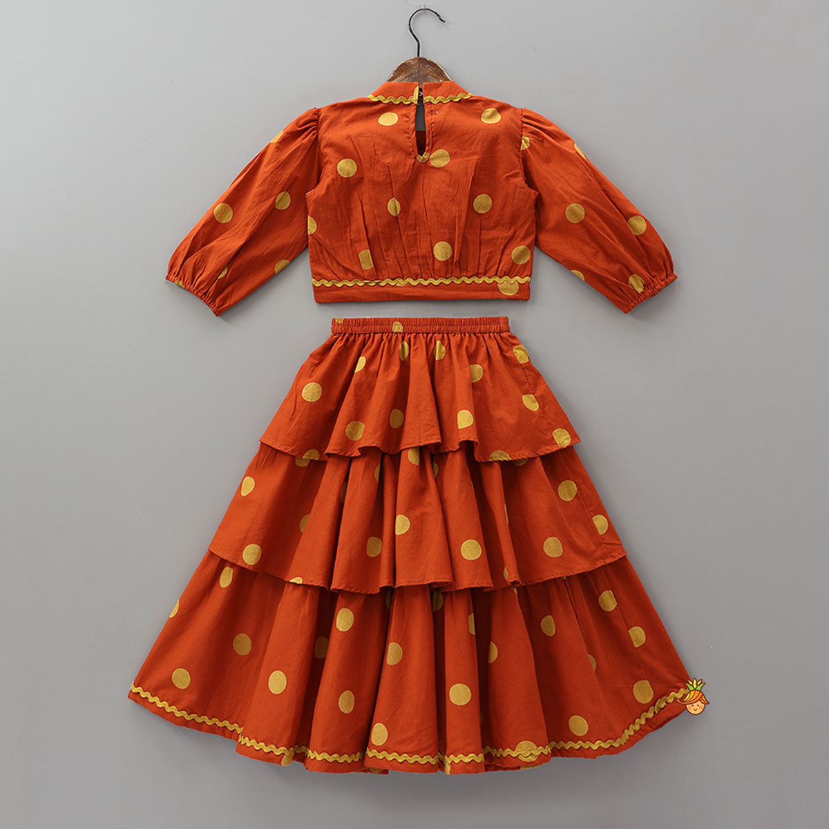 Stylish Sleeves Printed Crop Top And Layered Lehenga