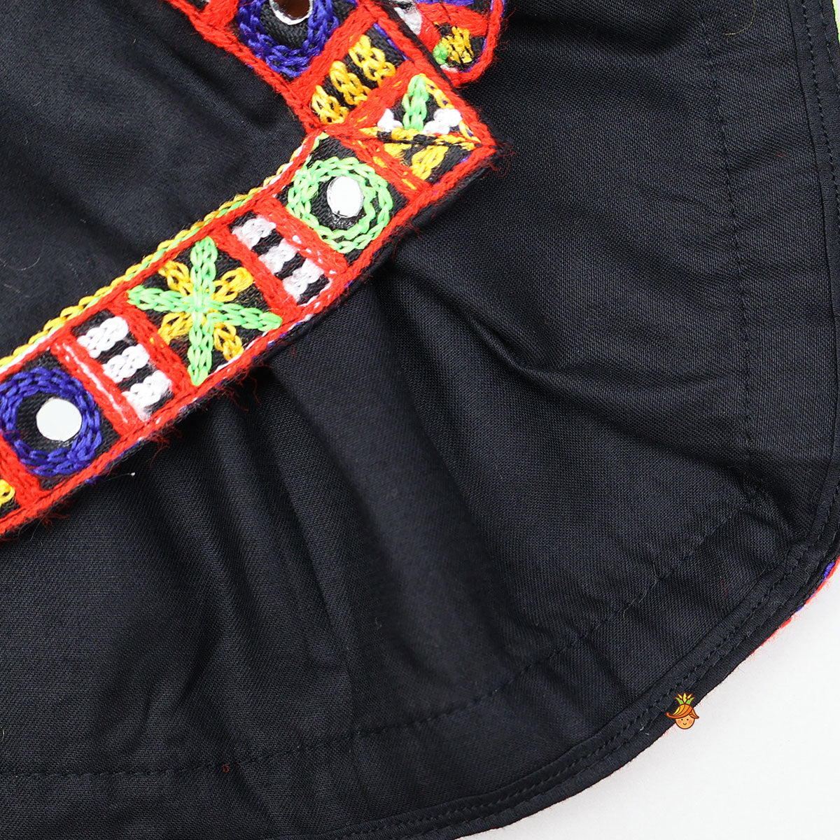 Stunning Kediya With Dhoti And Multicoloured Turban