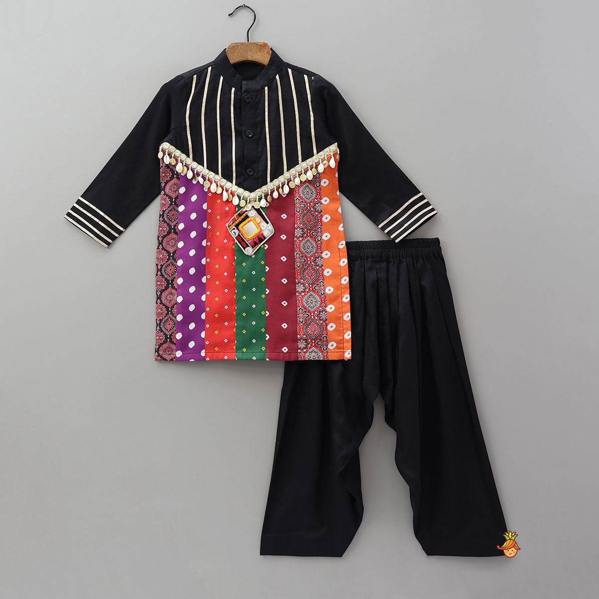 Contrasting Bandhani Printed Kurta With Patiala
