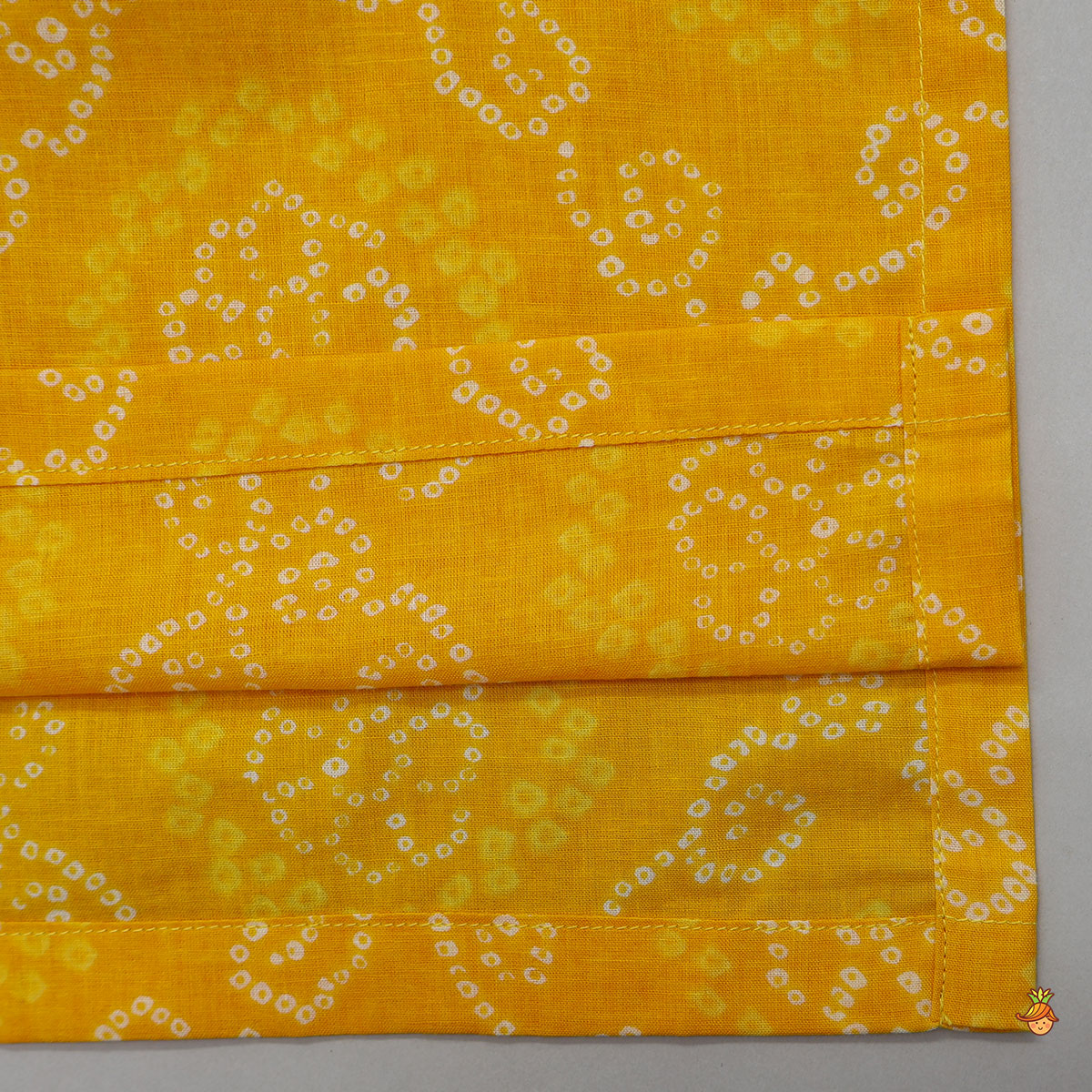 Bandhani Printed Kurta With Kediya Style Jacket And Salwar With Headband