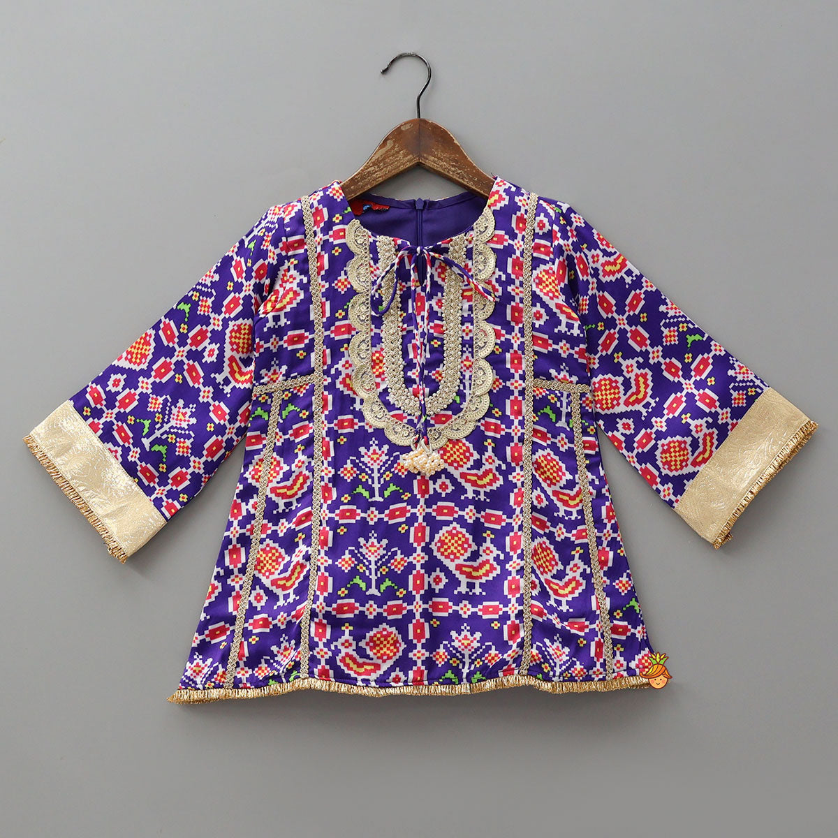 Front Knot Detail Patola Printed Kurti With Salwar And Contrasting Dupatta