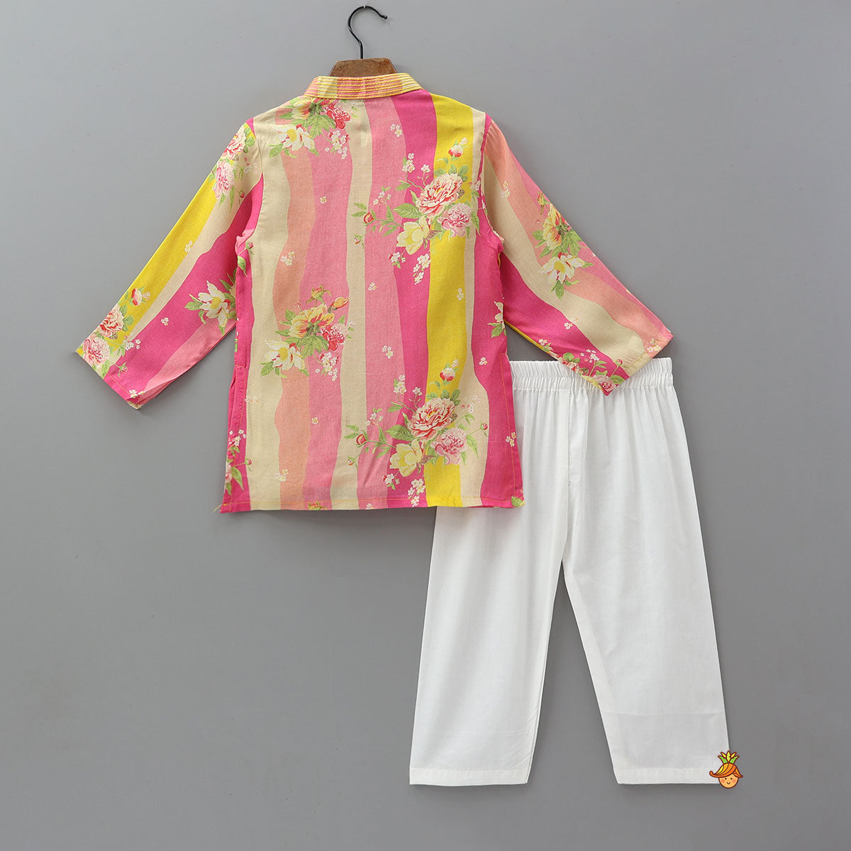 Classic Floral Printed Kurta And Pyjama