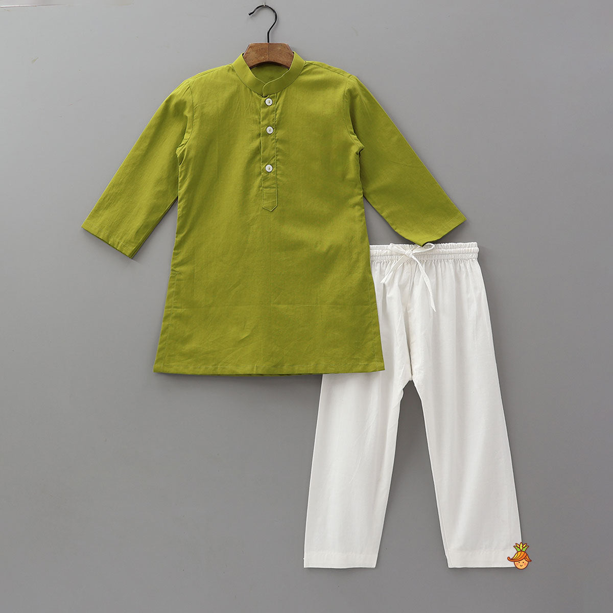 Ethnic Kurta With Side Button Detail Jacket And Pyjama