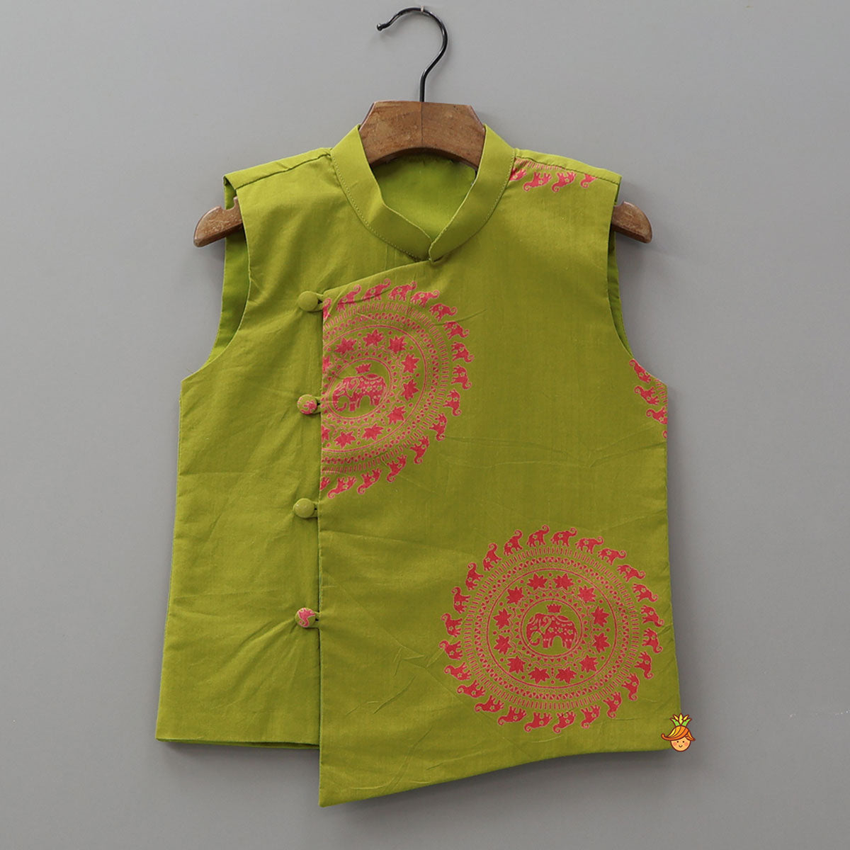 Ethnic Kurta With Side Button Detail Jacket And Pyjama