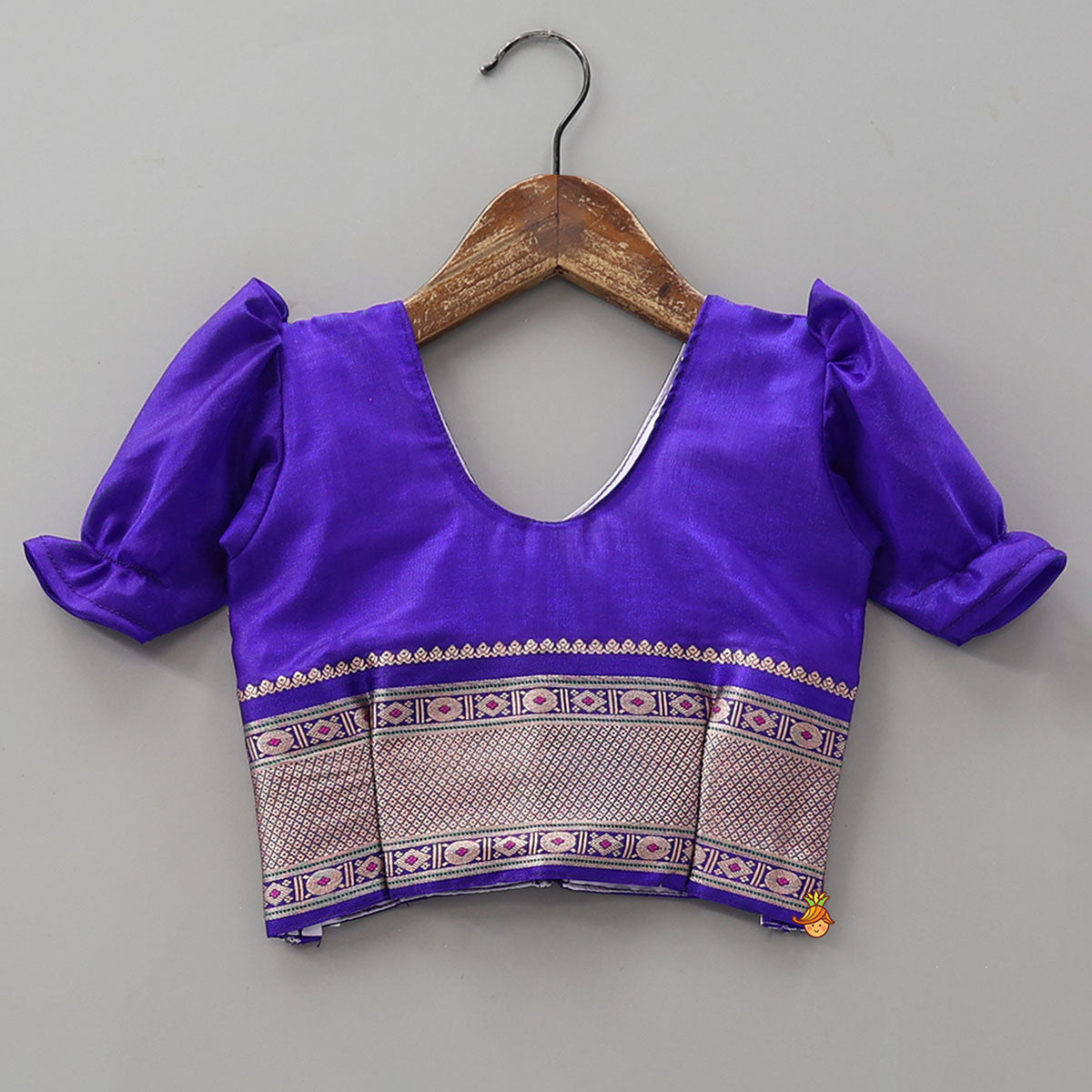 Beautiful Pre Draped Nauvari Saree With Puff Sleeved Top