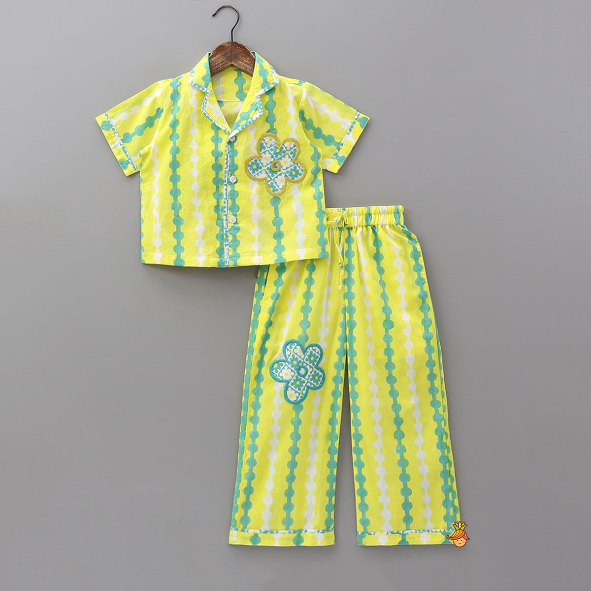 Floral Applique Work Sleepwear