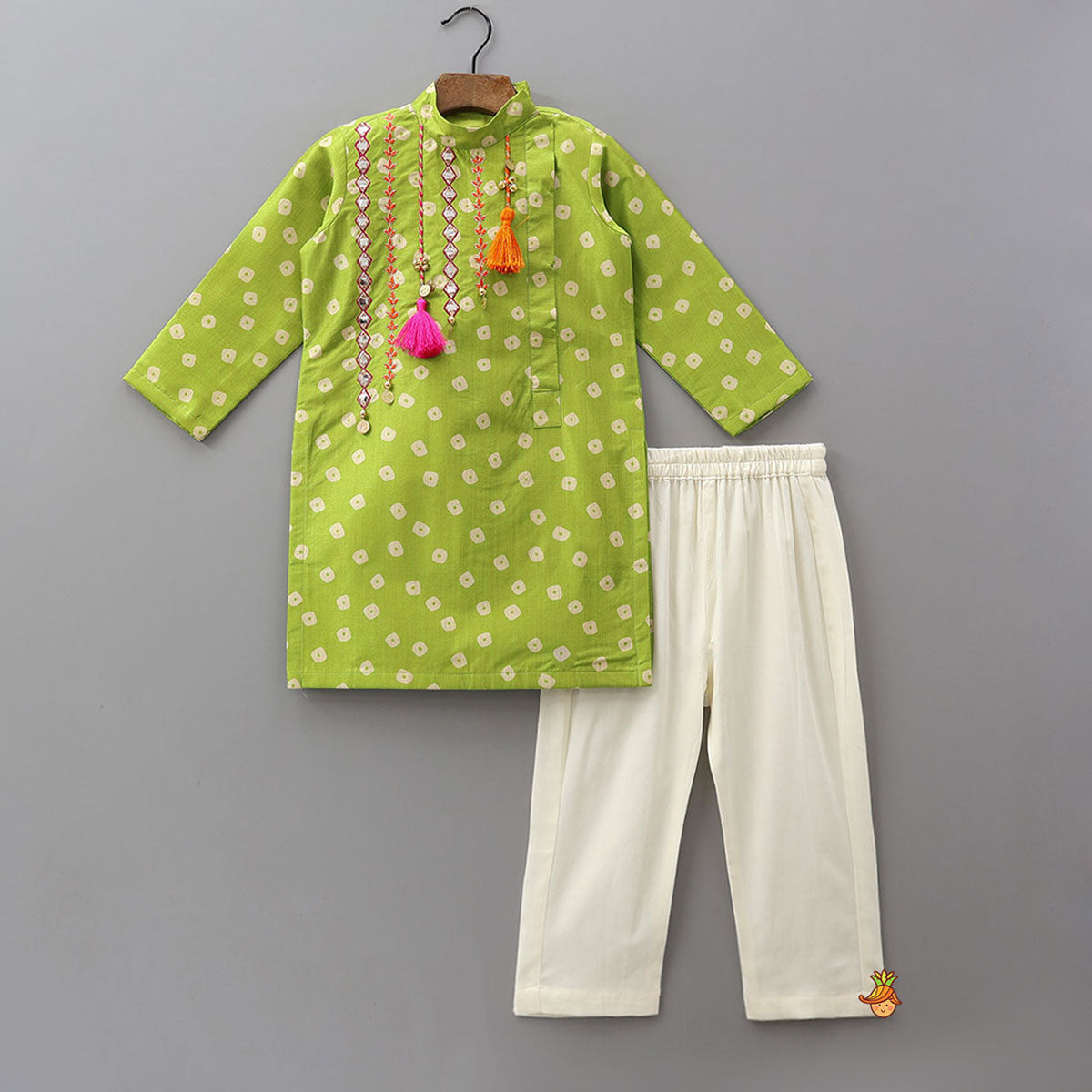 Festive Bandhani Printed Ethnic Kurta And Pyjama