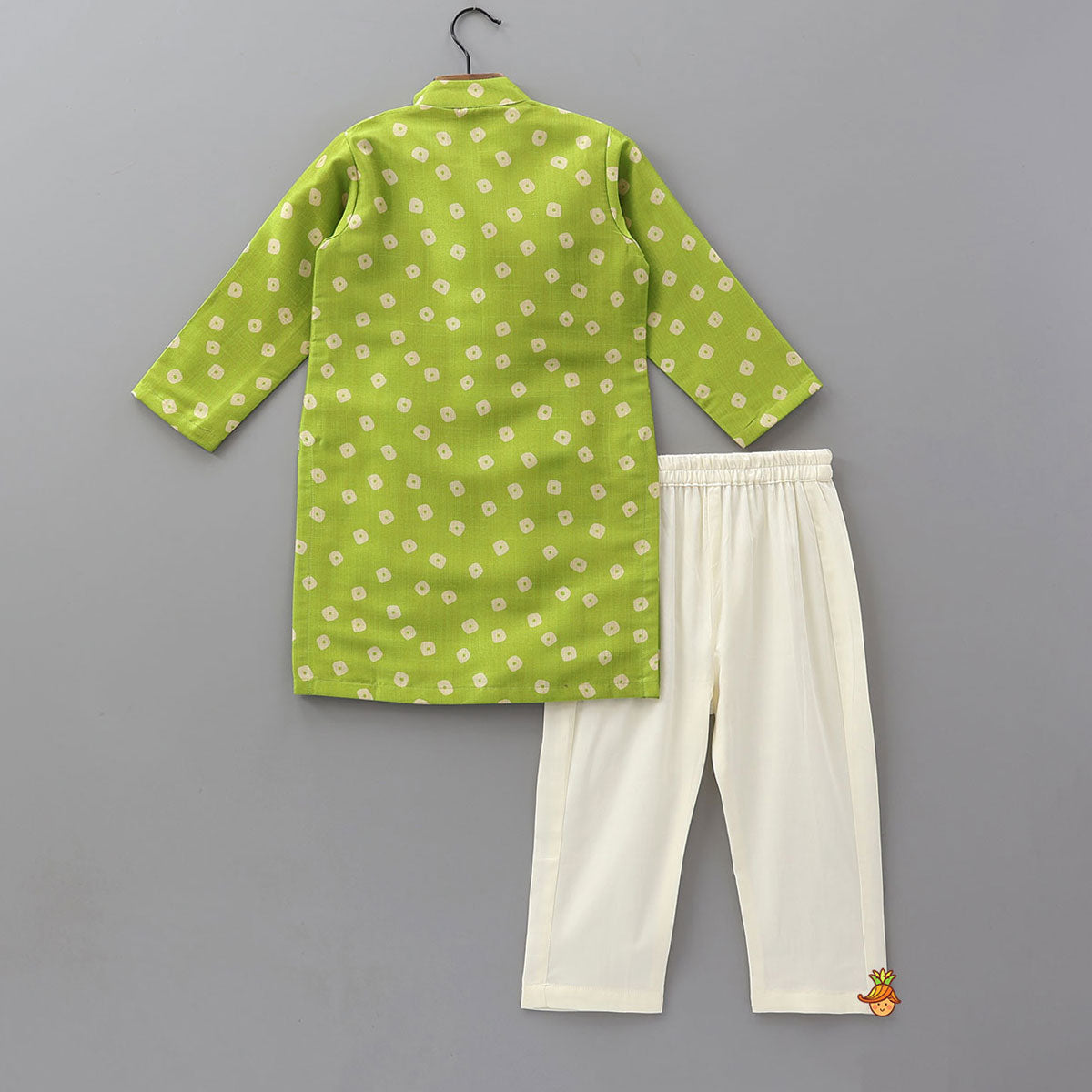 Festive Bandhani Printed Ethnic Kurta And Pyjama
