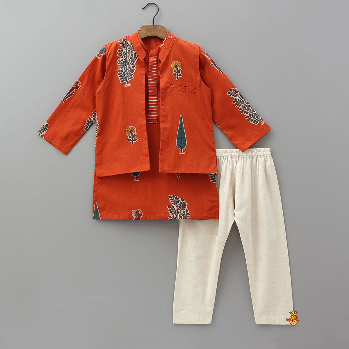 Thread Work Front Placket Cotton Kurta With Open Jacket And Pyjama