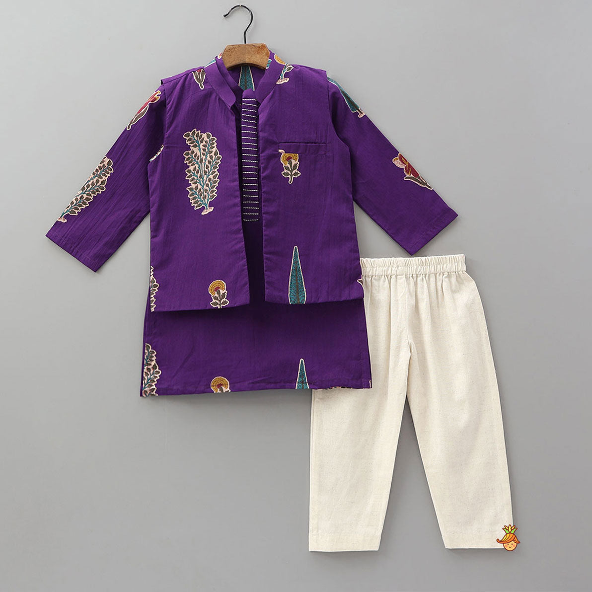 Thread Work Front Placket Cotton Ethnic Kurta With Open Jacket And Pyjama