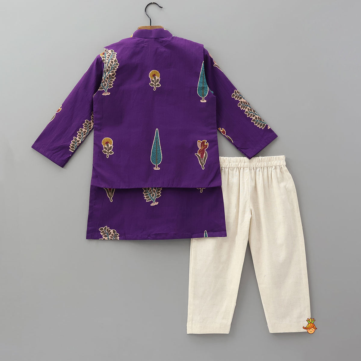 Thread Work Front Placket Cotton Ethnic Kurta With Open Jacket And Pyjama
