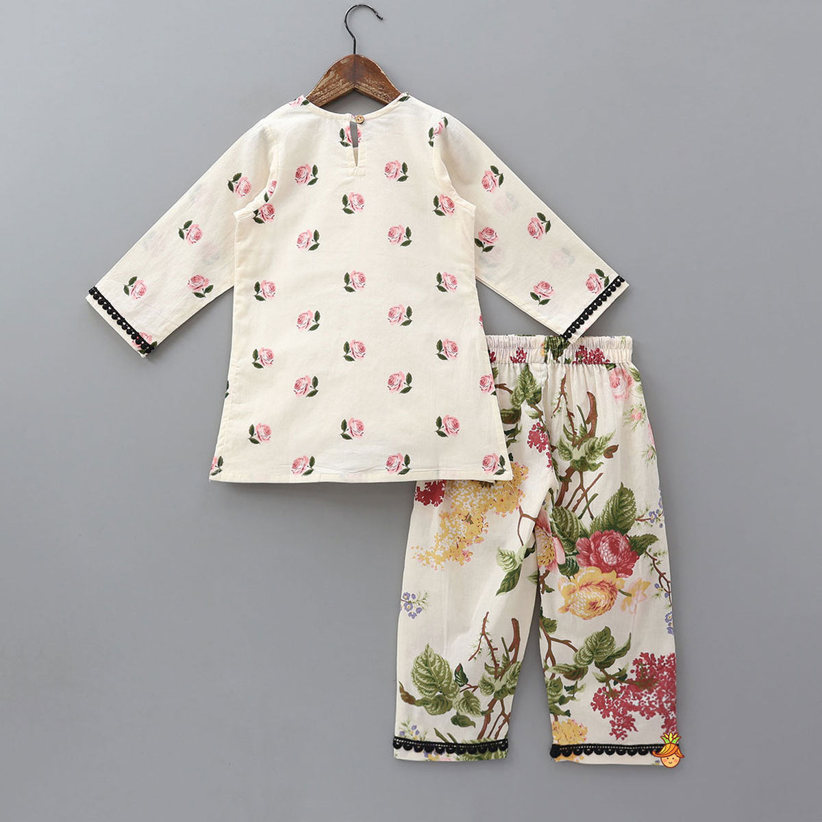 Hand Block Floral Printed Lace Work Kurti And Pant