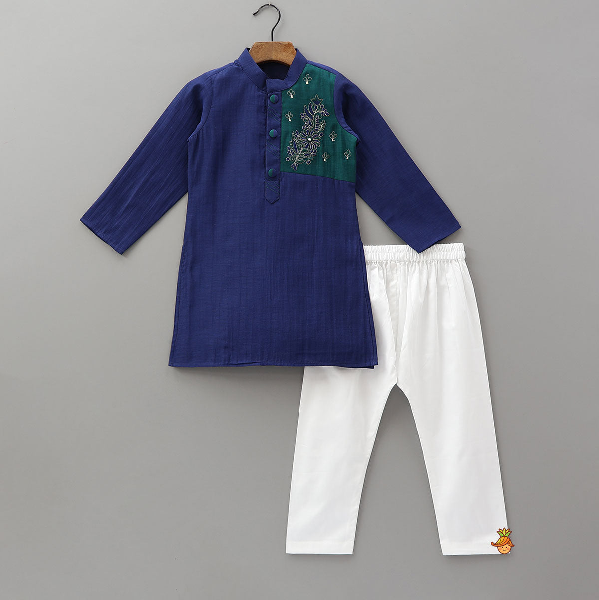 Contrasting Patchwork Kurta And Pyjama