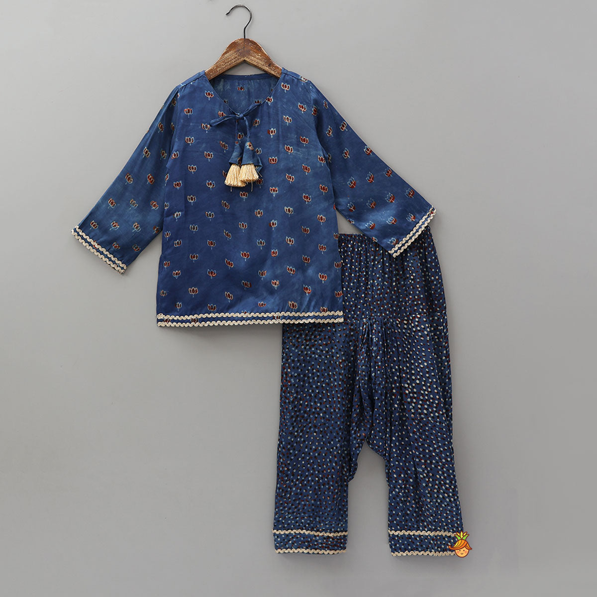 Floral Booti Printed Kurti And Salwar