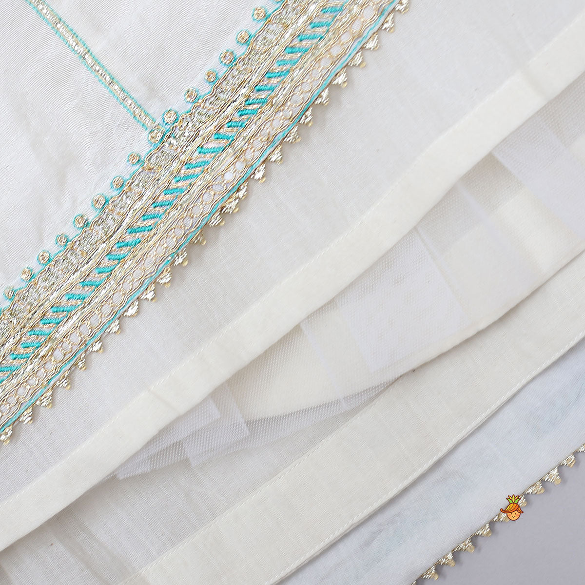 V Neck Booti Embroidered Top And Lehenga With Dual Tone Dupatta