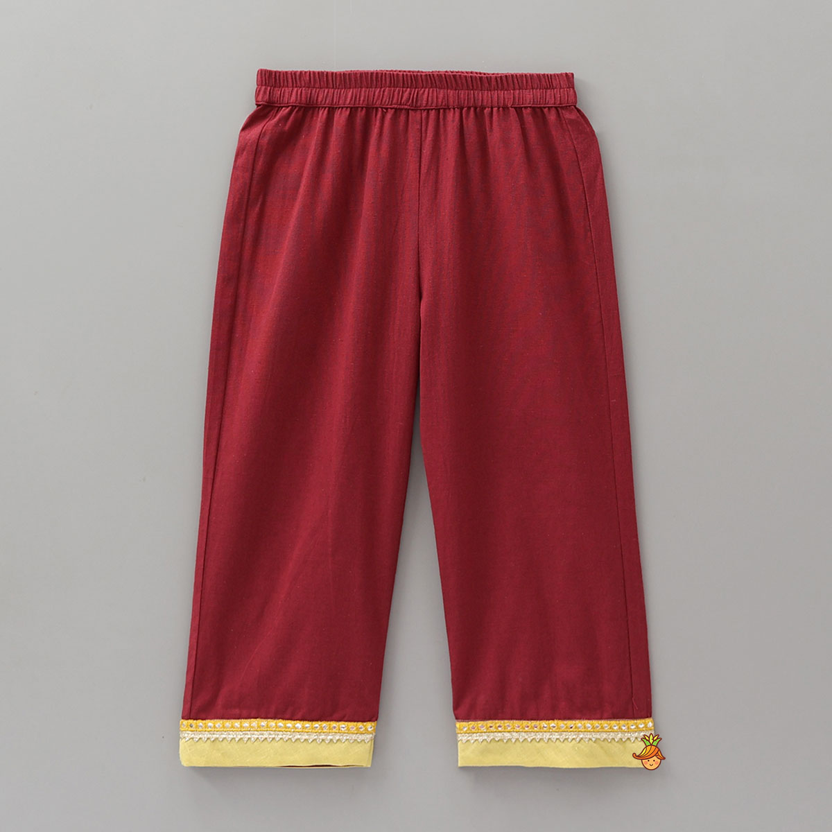 Checks Printed Kurti And Pant With Dupatta