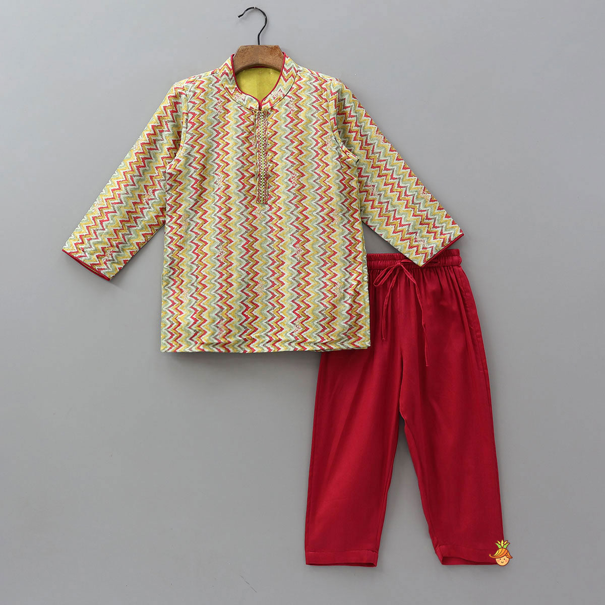 Chevron Printed Traditional Kurta And Pyjama