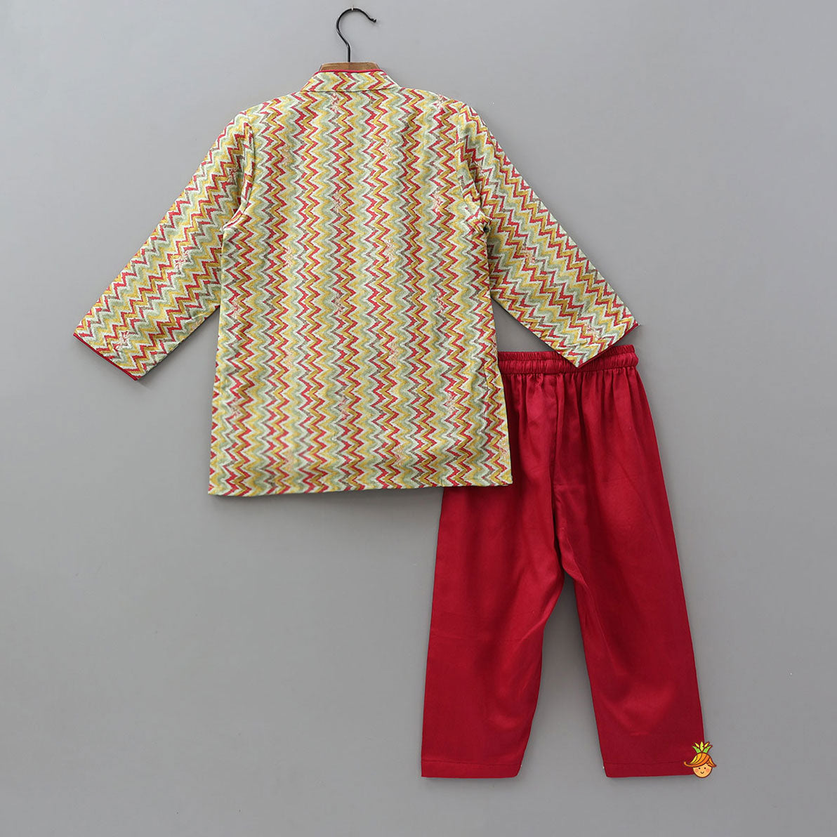 Chevron Printed Traditional Kurta And Pyjama