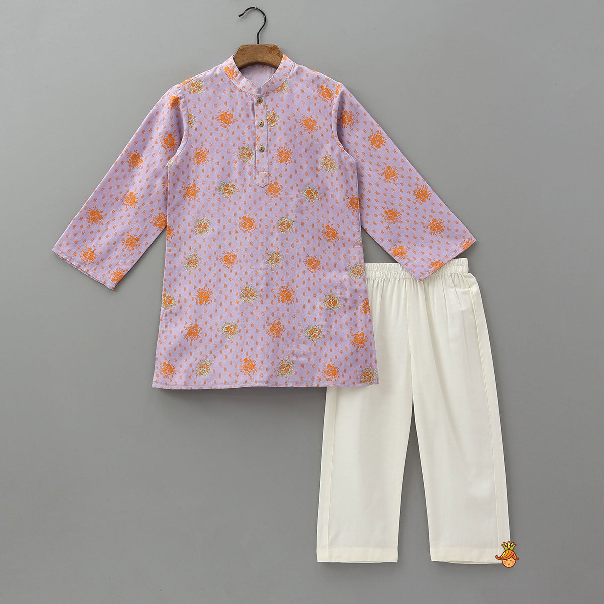 Printed Traditional Kurta And Pyjama