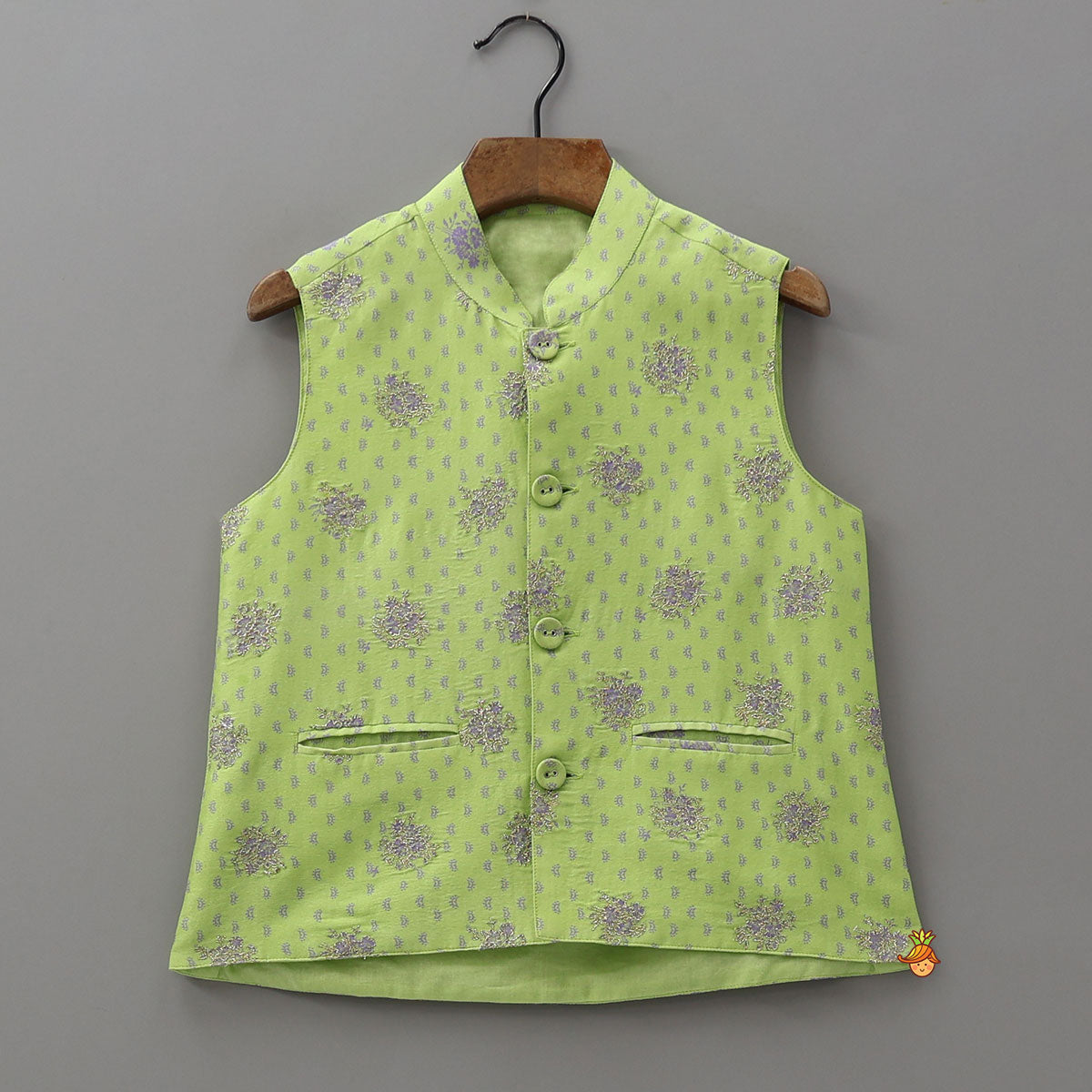 Dual Pocket Detailed Printed Jacket