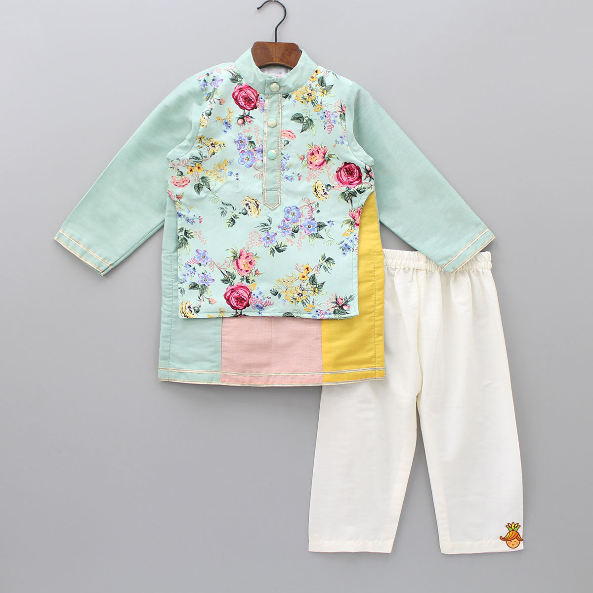 Pre Order: Spring Flowers Printed Attached Flap Colour Block Kurta With Pyjama