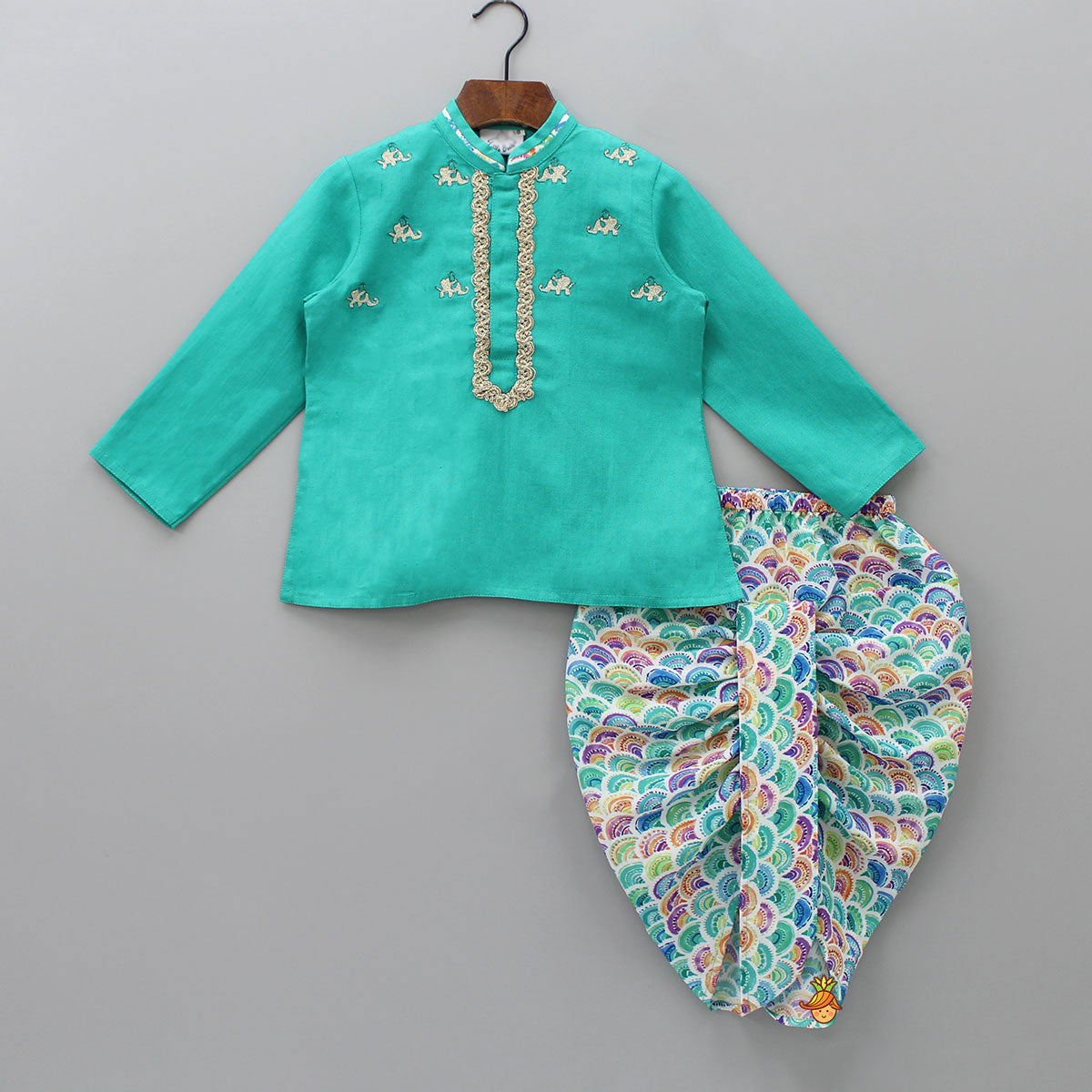 Zari Thread Embroidered Kurta With Colourful Dhoti And Mukut