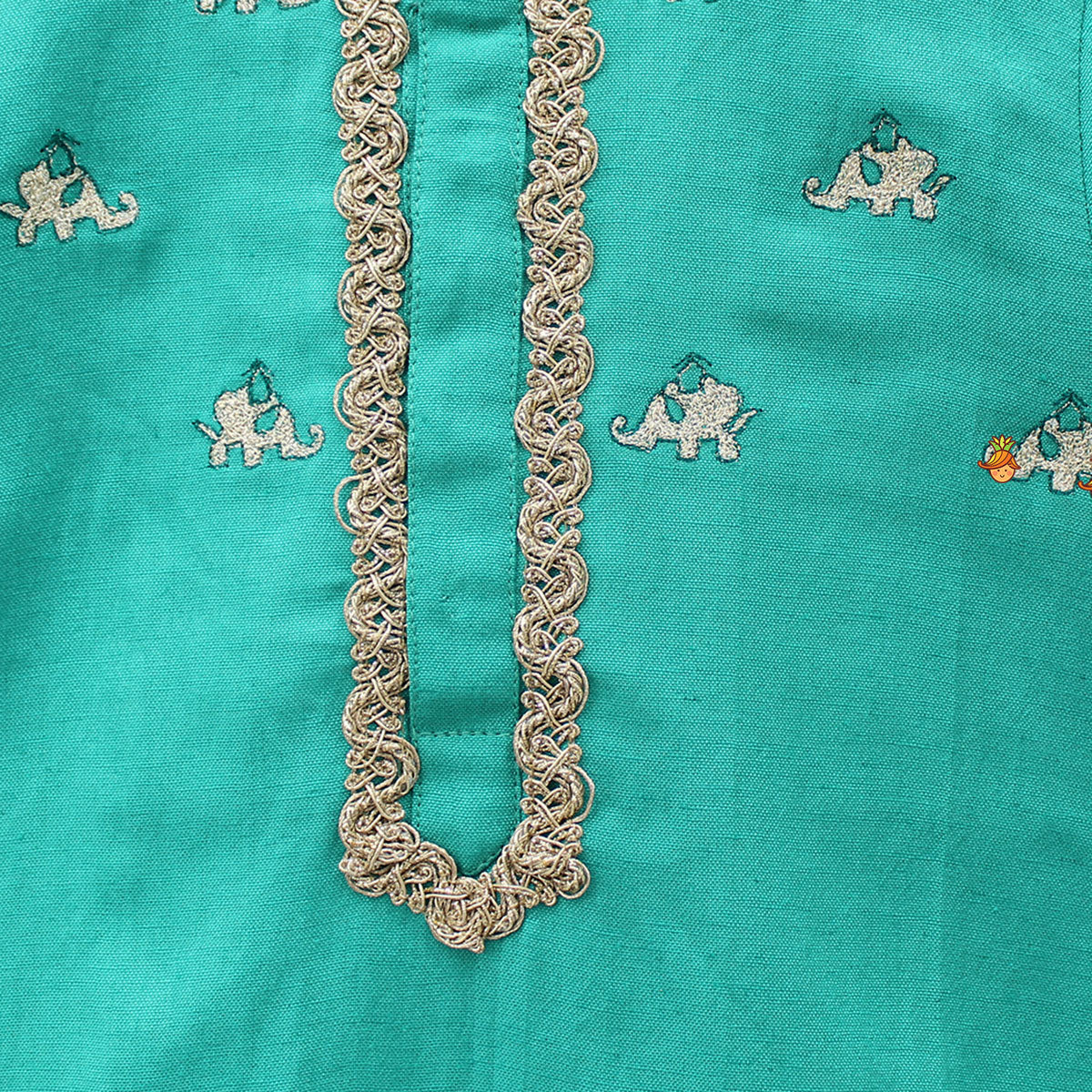 Zari Thread Embroidered Kurta With Colourful Dhoti And Mukut