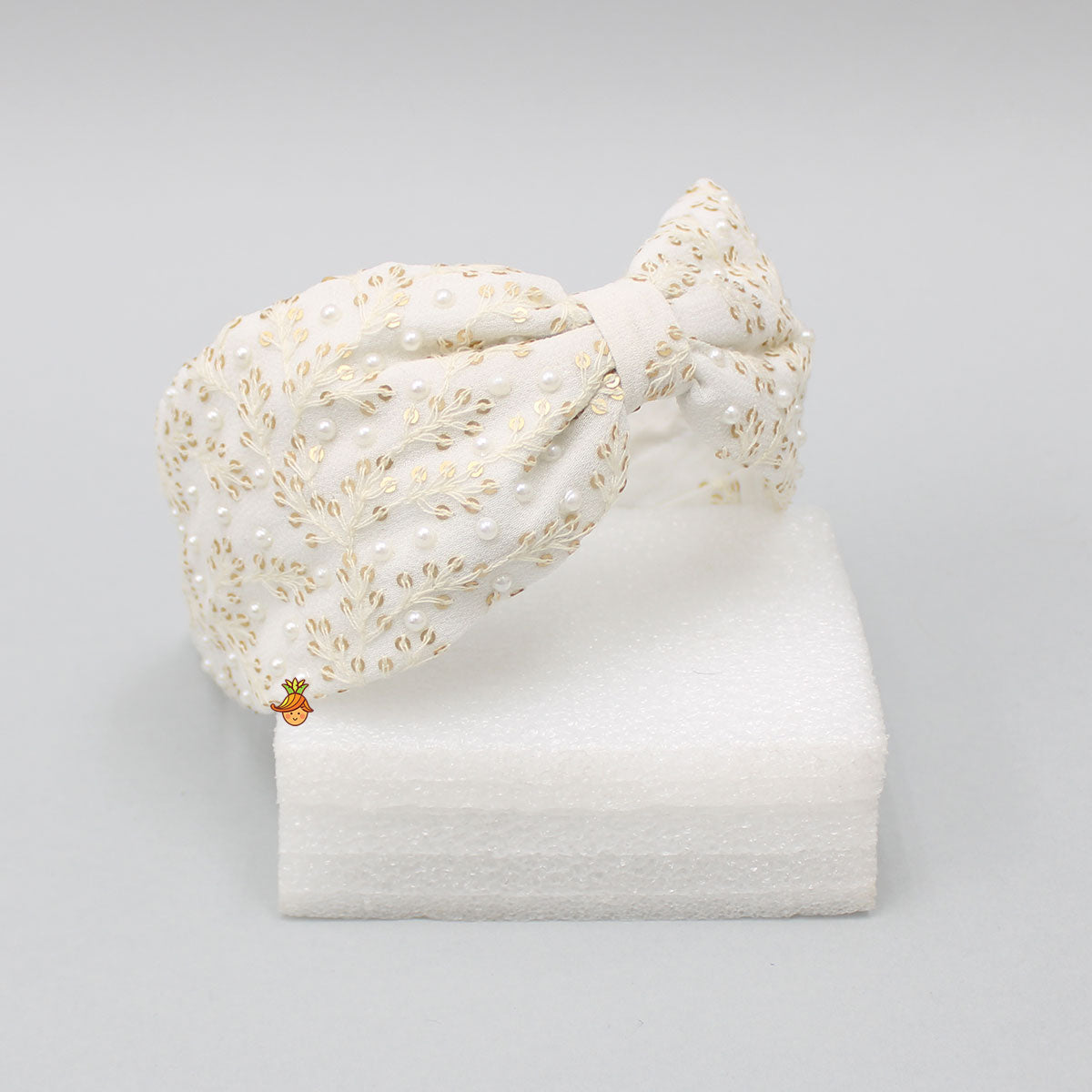 Sequins Leaf Embroidered White Hair Band
