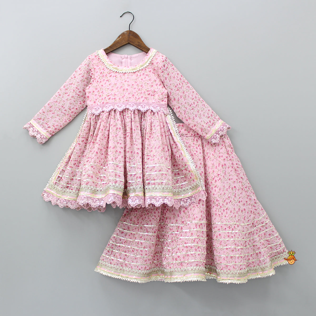 Baby frocks design outlet with laces