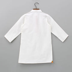 Pre Order: Car Embroidered Patch Pocket Detail White Kurta