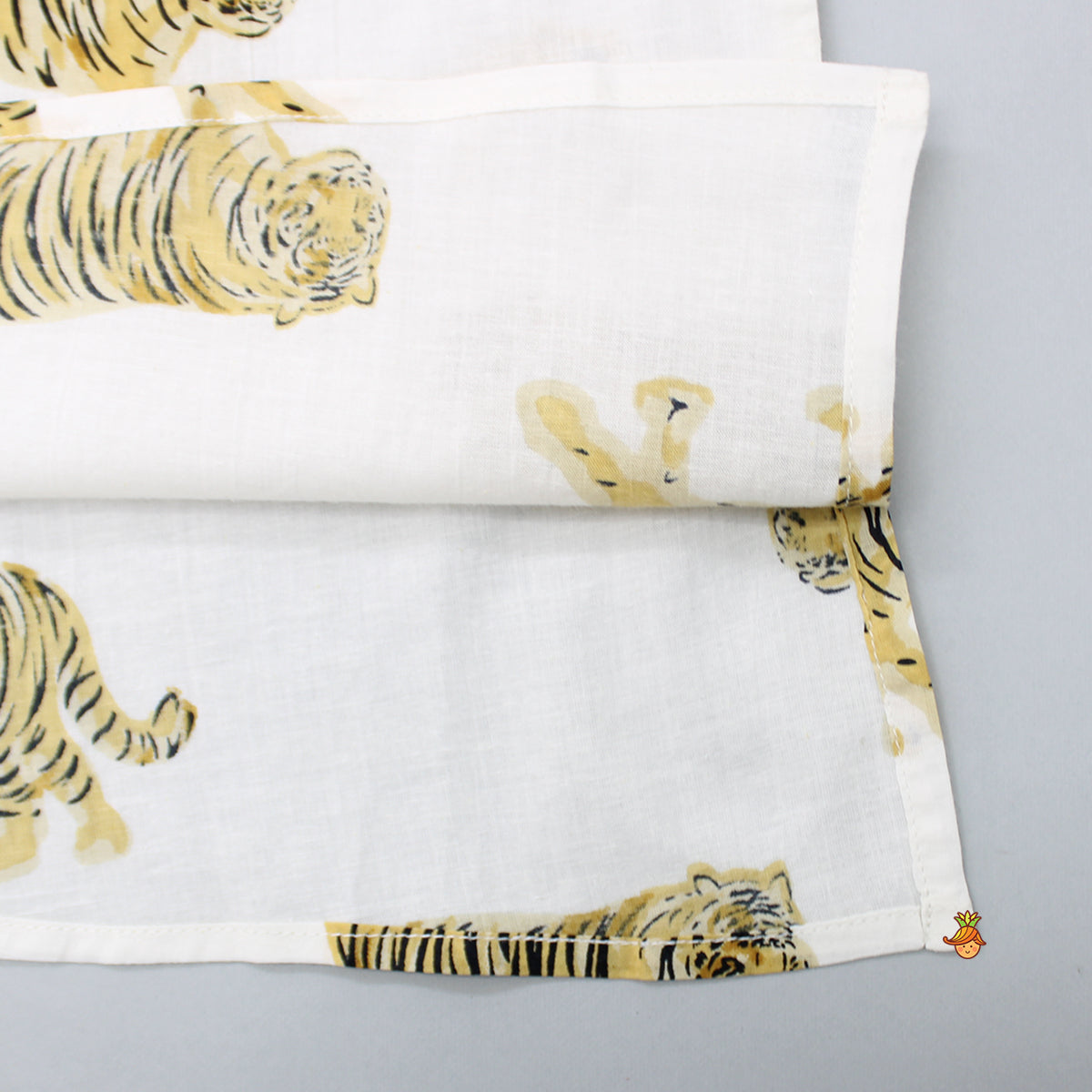 Tiger Printed Off White Sleepwear