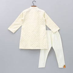 Pre Order: Chevron Embroidered Off White Kurta And Pyjama