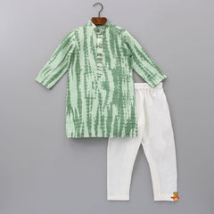 Pre Order: Green Shibori Printed Kurta With Embroidered Jacket And Pyjama